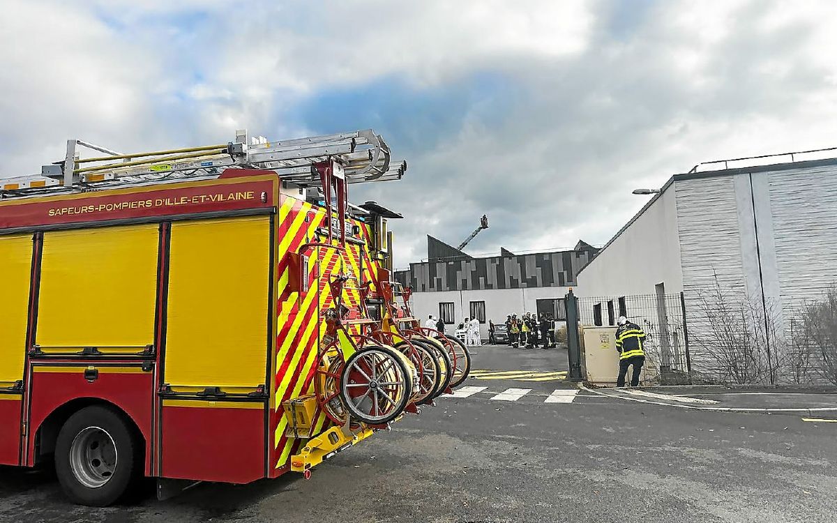 Un incendie se déclare dans ce lycée près de Rennes : plus de 1 200 élèves évacués