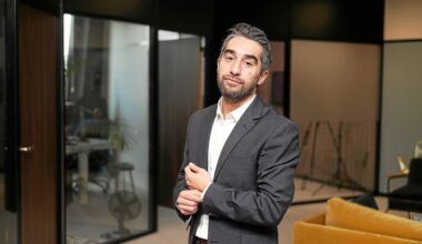 « Il clarifie une chose, il n’est pas insoumis » : suspendu par LFI, Ulysse Rabaté assure qu’il sera bien candidat aux municipales à Rennes