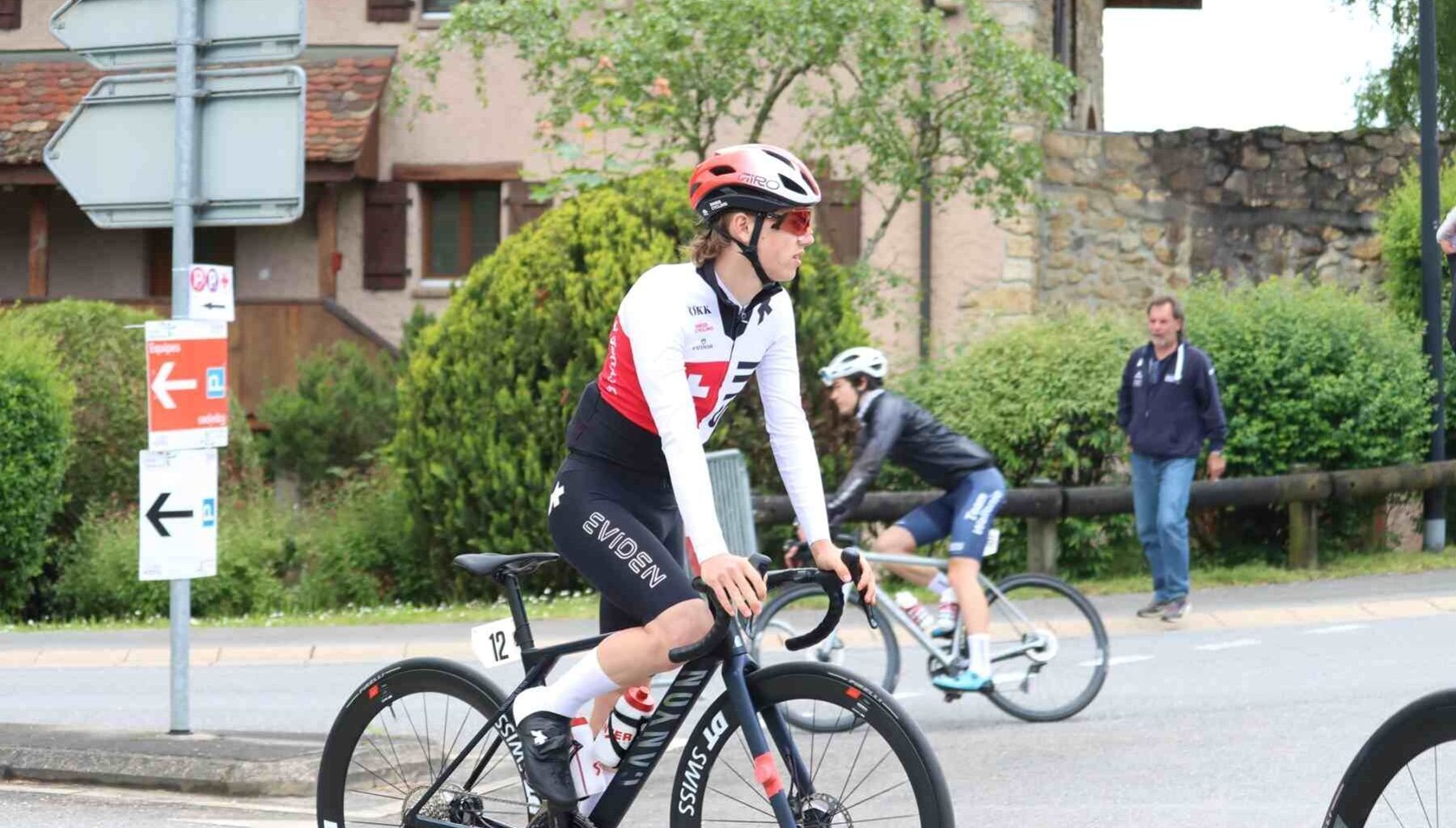 Un Junior sortant pour Elite Fondations - Actualité