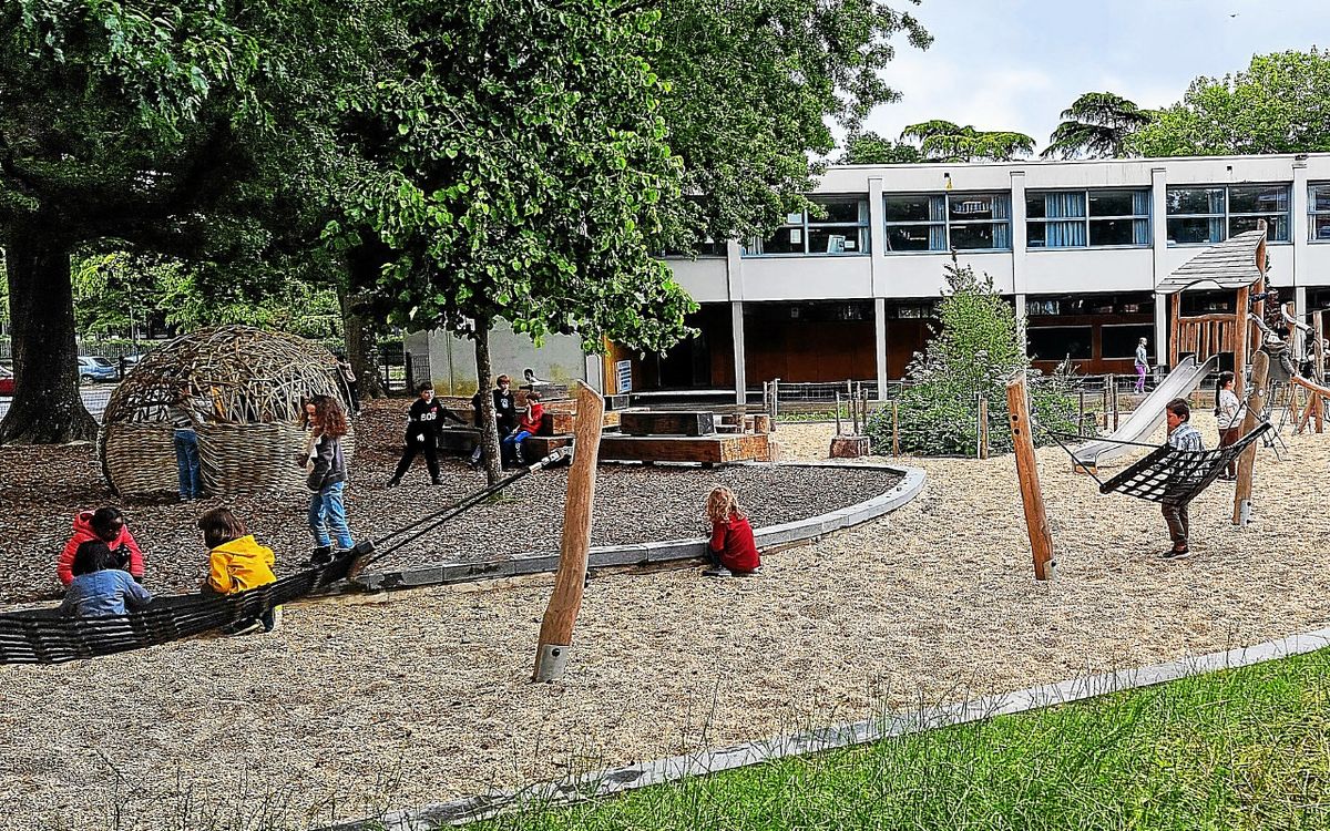 Cour de récré non genrée, descente du bus à la demande : les promesses tenues de la majorité sortante pour renforcer l’égalité hommes / femmes à Rennes