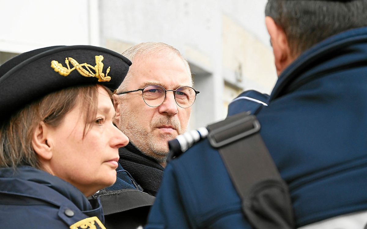 « Je vais te buter, je vais cramer ta mairie » : face au narcotrafic, les maires bretons aux avant-postes