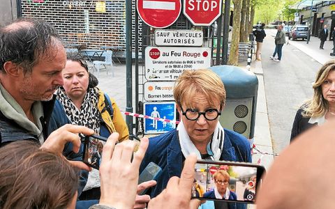 « Il faut à la fois plus de moyens policiers et plus de moyens de lutte contre les addictions. Le deal explose parce que le nombre de consommateurs augmente », insiste la maire PS de Rennes Nathalie Appéré.