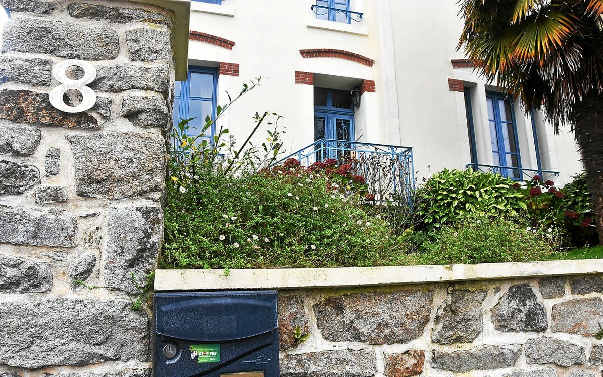 Magistrat poignardé chez lui à Quimper : un homme de 33 ans mis en examen pour meurtre
