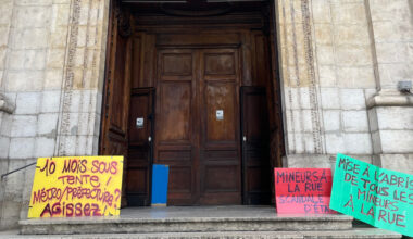 les mineurs isolés des Chartreux se réfugient à l’église Saint-Polycarpe