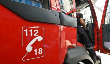 Des habitants évacués de leur immeuble à Rennes, à la suite d’un feu de scooter