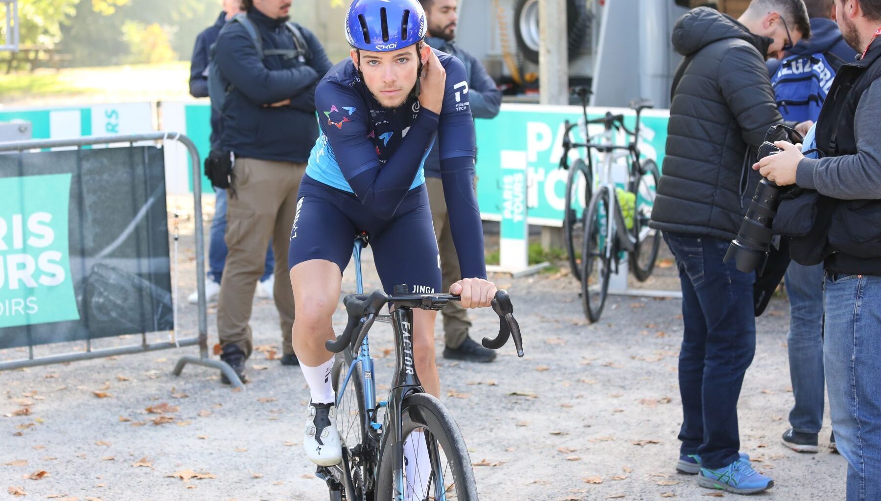 Mayenne-V and B-Monbana recrute un Britannique - Actualité