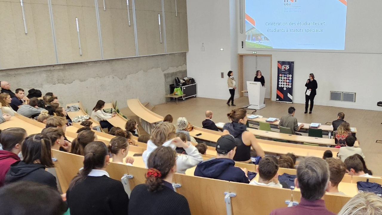 les organisations syndicales lancent une pétition pour maintenir la gratuité des écoles d'ingénieurs