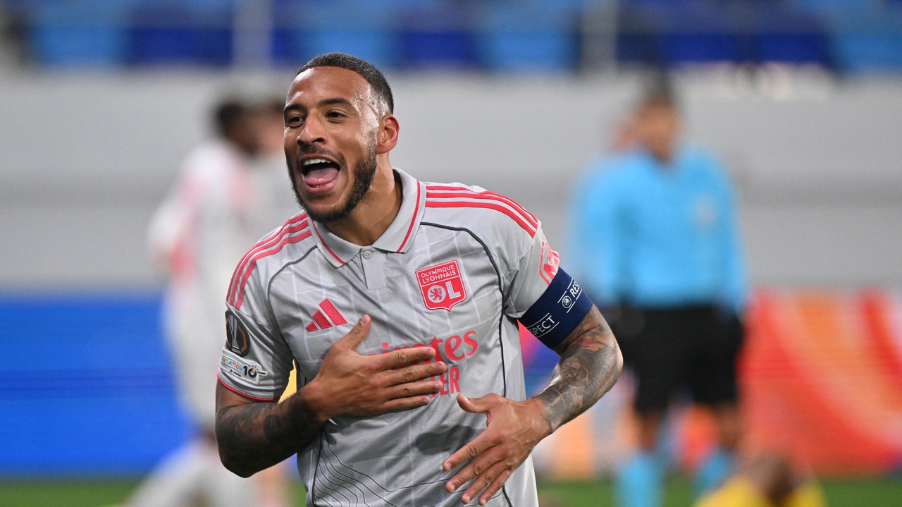 Lyon cartonne face au Maccabi Tel-Aviv et prend la tête