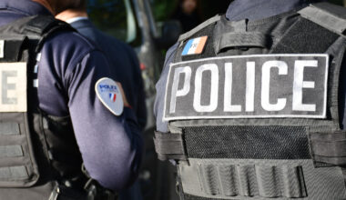 il venait de se trancher la gorge