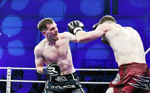 Lissandre Mercier est un boxeur qui avance constamment et qui l‘ emporte à l’usure.