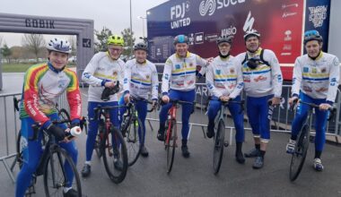 près de 1.000 passionnés au "Grand Départ" de la FDJ-Suez