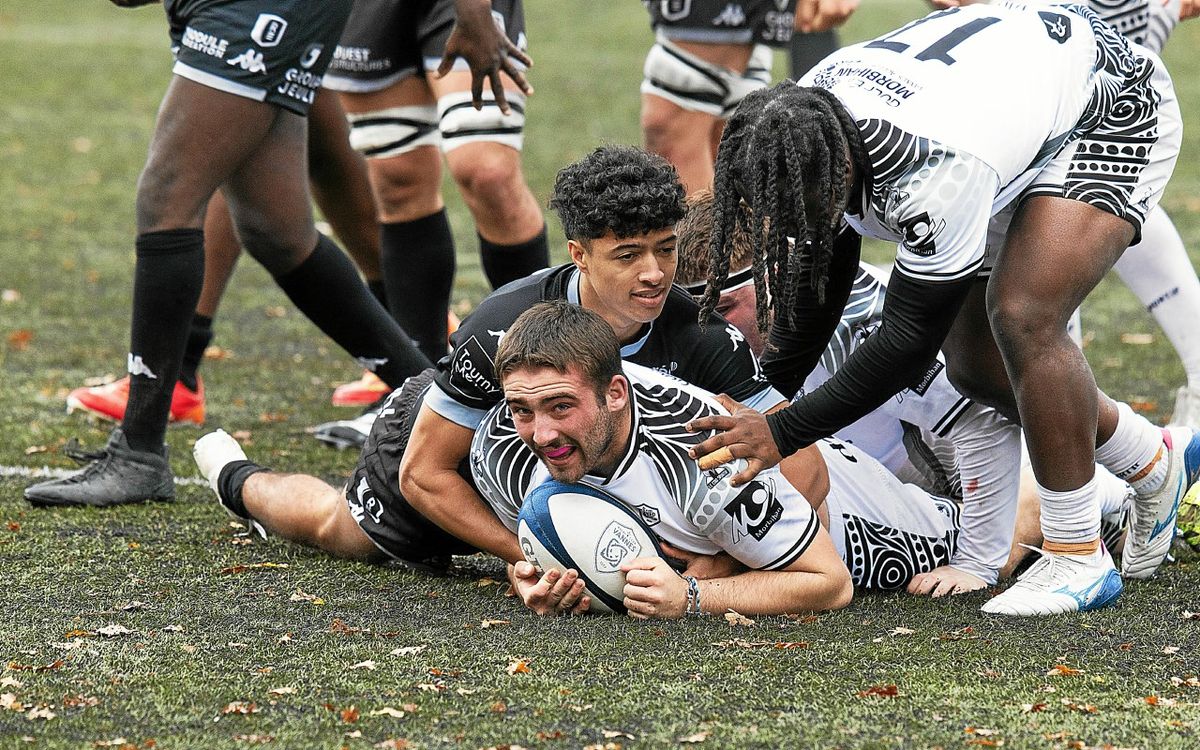 Espoirs Accession : les espoirs du RC Vannes écrasent Rennes lors du derby avec un succès bonifié.