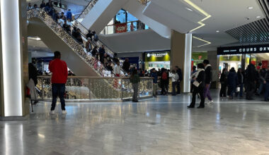 nouvelle opération boules puantes à la Part-Dieu pour dénoncer le Black Friday