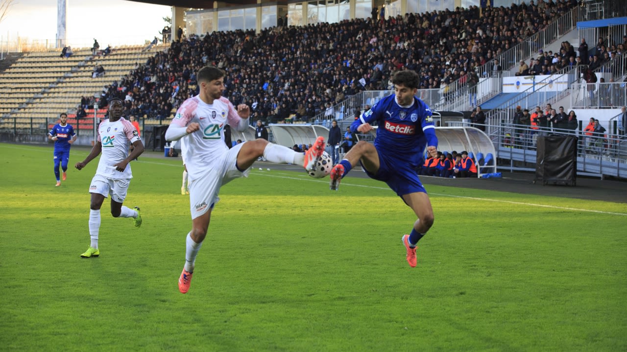 David Lopez et ses partenaires restent dans le camp face à Troyes.