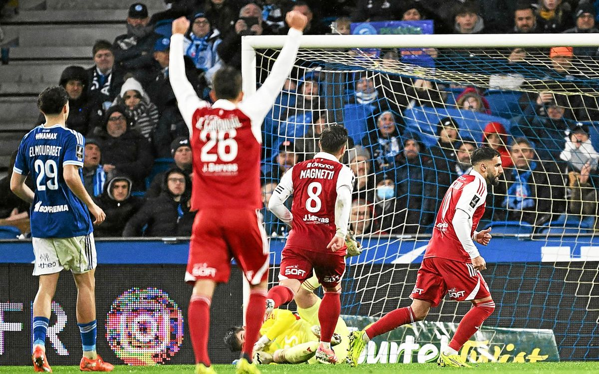 Strasbourg - Brest : « intensité », réglages tactiques, « finisseurs »… Comment le Stade Brestois a réussi à renverser la vapeur