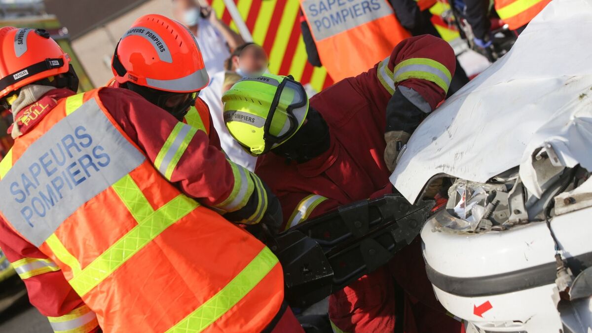 Cinq morts après un « choc frontal » entre deux voitures en Saône-et-Loire