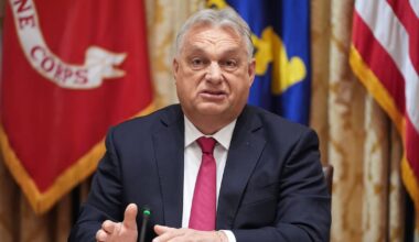 Alors que l’Europe s’arme contre la Russie, le Premier ministre hongrois discute pétrole avec Vladimir Poutine – Libération