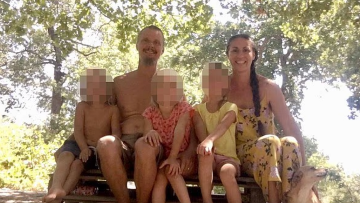 « Une injustice » : une famille vivant en autarcie dans une forêt italienne se voit retirer la garde de ses trois enfants