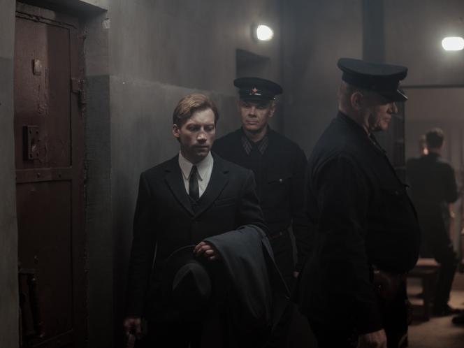 Alexandre Kouznetsov (Alexander Kornev), dans « Deux procureurs », de Sergei Loznitsa.