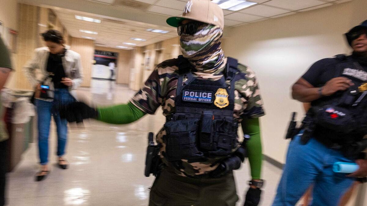 USA: un juge fédéral ordonne la libération de 600 immigrés dans l'Illinois