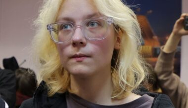 Libérée de prison, la jeune artiste Naoko, incarcérée pour des chants pacifistes, a quitté la Russie – Libération