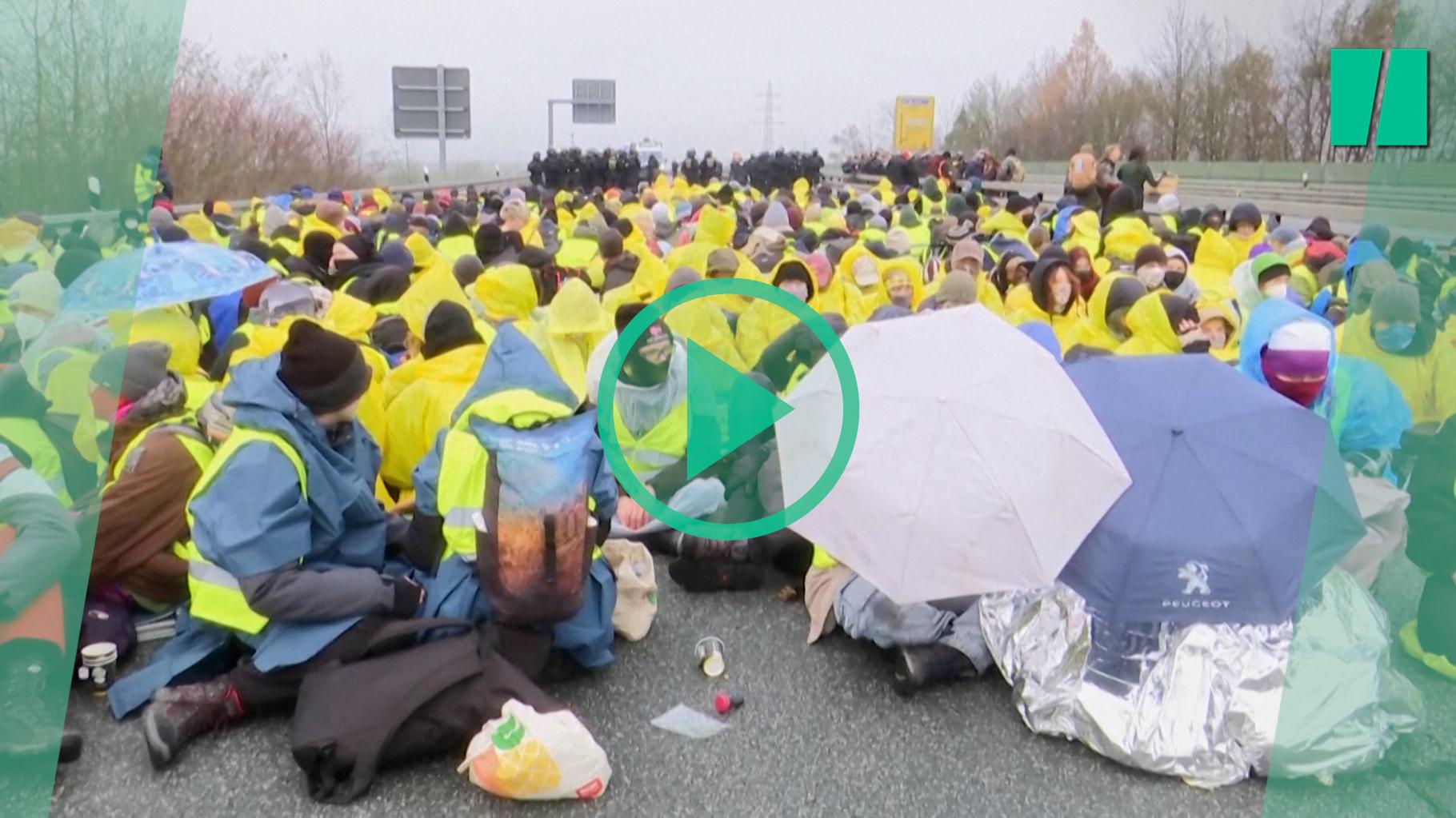 Un congrès du parti d’extrême droite AfD en Allemagne perturbé par des milliers de manifestants