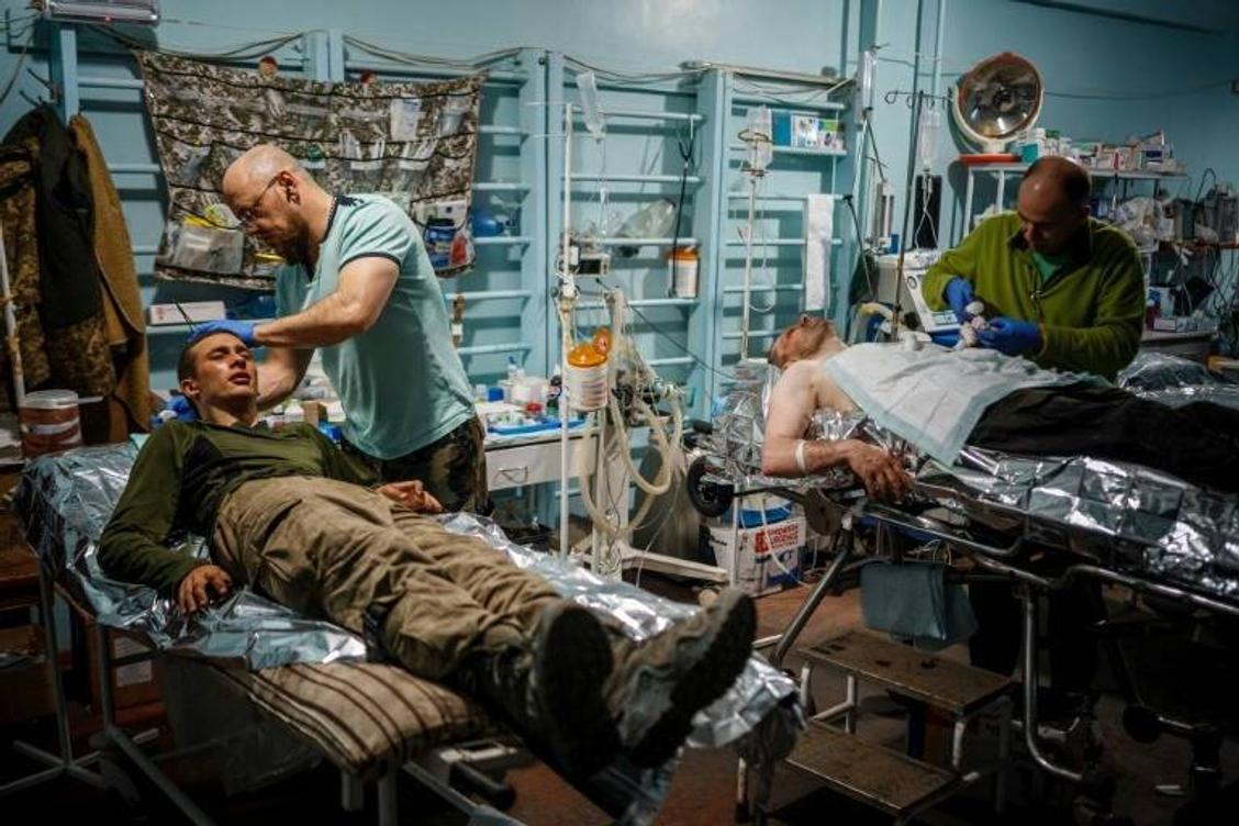 une mystérieuse flambée de « gangrène gazeuse » dans les tranchées ukrainiennes