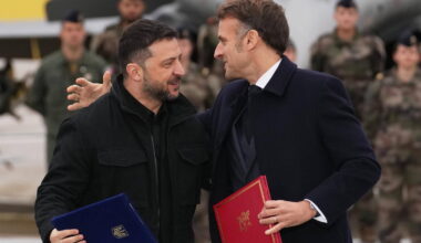 les détails de l'accord entre Macron et Zelensky, qui va payer la facture ?