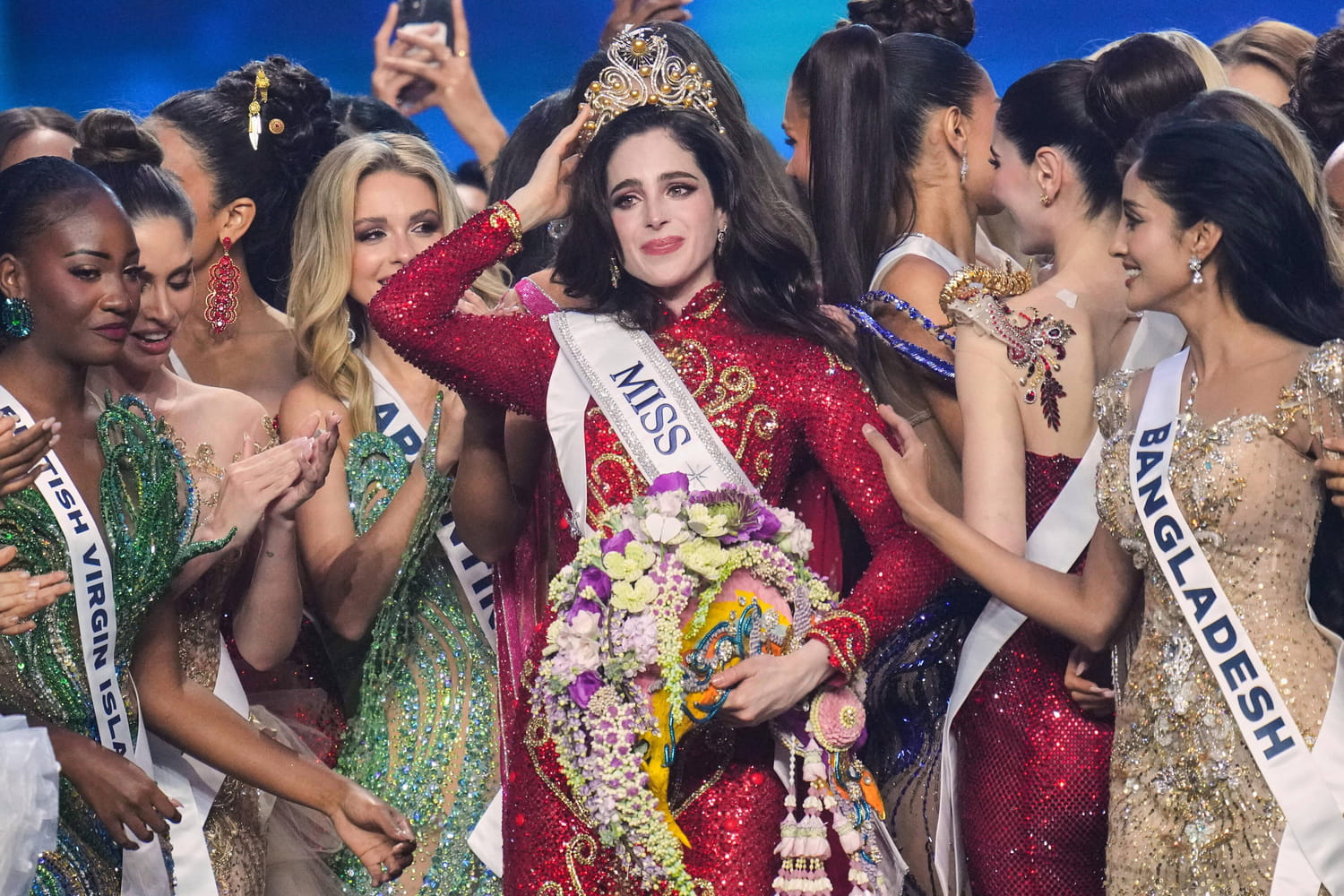 Miss univers 2025 : la grande gagnante dévoilée juste avant Miss France, quel classement pour Eve Gilles ?
