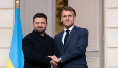 Macron évoque un plan de paix "dans le bon sens" et borne l'aide européenne