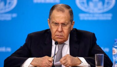 Russie: Le Kremlin assure que «tout va bien» avec SergueïLavrov