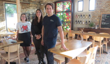 Près de Nantes, cet ancien chai viticole devient un bar à vins et un restaurant