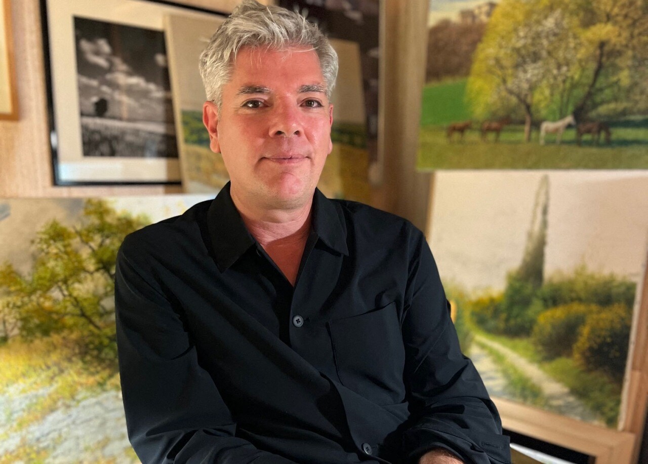 cet artiste révèle la beauté des paysages du Lot