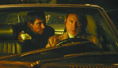 «Knives Out: Wake Up Dead Man»: cadavre exquis