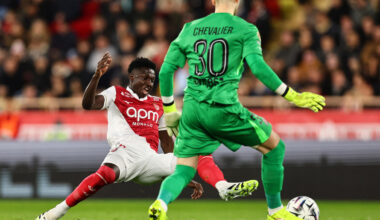 « Il a eu beaucoup de chance » : colère sourde du PSG suite à l’énorme faute sur Lucas Chevalier