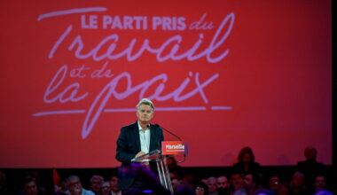 En meeting à Marseille, Fabien Roussel défend « le parti pris du travail et de la paix »