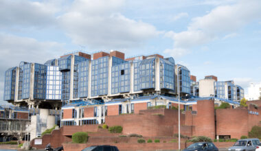 Ce que l’on sait de l’affaire de viol d’une femme par deux policiers au dépôt du tribunal de Bobigny