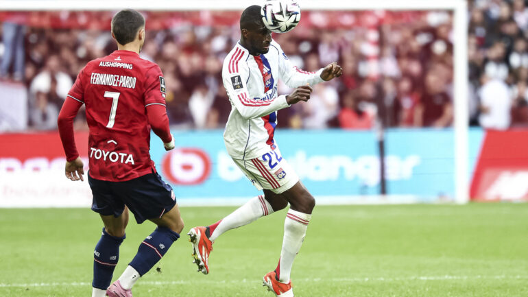 Clinton Mata lors de Lille - OL