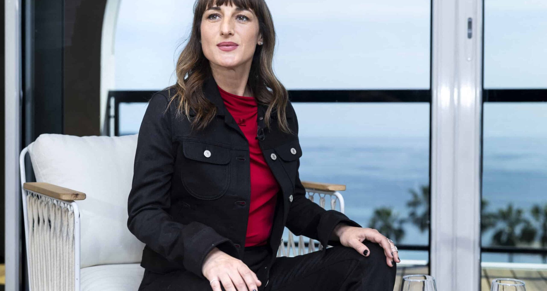 Exclu Public : Juliette Armanet enceinte de son deuxième enfant, son joli ventre arrondi dévoilé