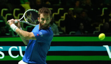 « On ne voit rien putain » : le coup de gueule des spectateurs du quart de finale de la France en Coupe Davis