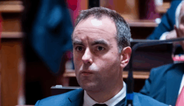 C’est officiel : l'État ponctionne l’assurance-vie et les livrets des Français, coup dur pour les épargnants