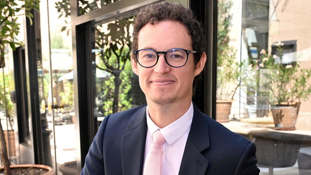 « Je n’avais aucune certitude » : enseignant contractuel non renouvelé, Monsieur Prof a choisi la « Star Academy »