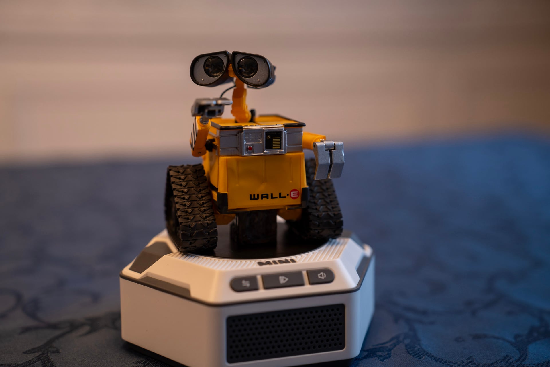 Test Robosen WALL-E