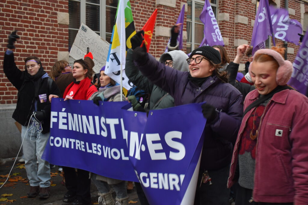 Féminisme manifestation NousToutes Lille violences VSS
