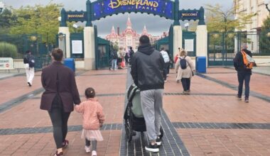 Disneyland Paris : la Cnil saisie d’une plainte après le tour de vis du parc d’attractions pour réduire les fraudes