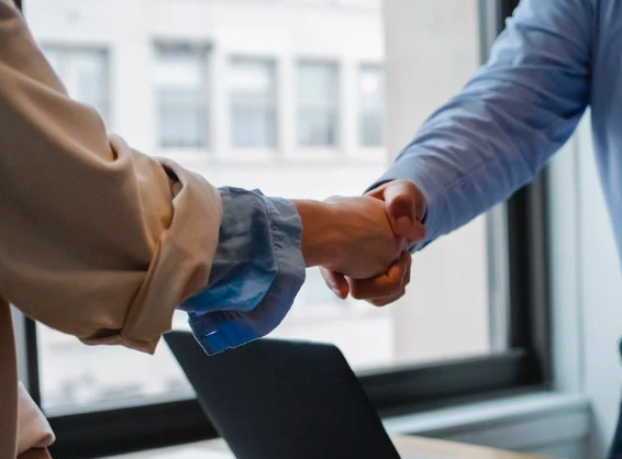 Les Seniors ont leur salon de l'emploi demain à Nantes