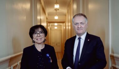 Débat entre deux députés nés en 1964 et concernés par la suspension de la réforme des retraites : «Nous, on a eu le choix de notre carrière - Libération