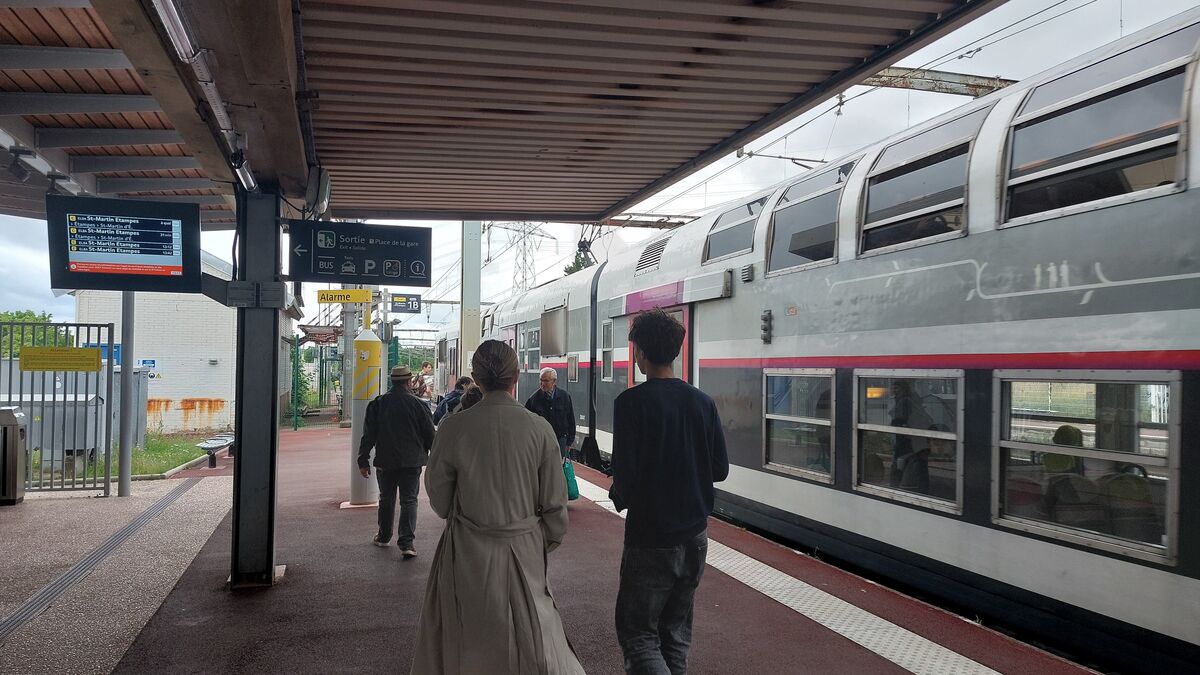Fin de journée compliquée dans les transports en Île-de-France, le trafic sur le RER C en partie interrompu