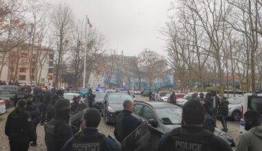 Une bagarre entre quartiers rivaux éclate aux assises à Évry, une centaine de policiers appelés en renfort