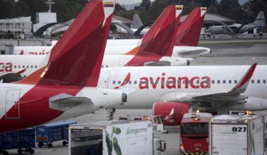 logiciel de commande, radiations solaires, perturbations… tout savoir sur les 6 000 avions cloués au sol – Libération